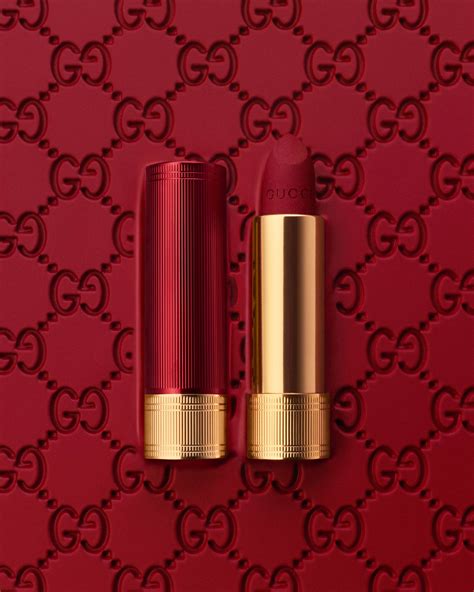 gucci commercial couch|gucci ancora red.